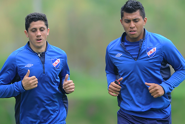 Henry Giménez y el peruano Rinaldo Cruzado entrenaron intensificando la preparación física.