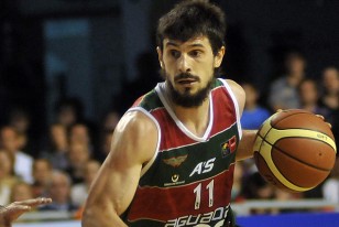 Leandro García Morales, máxima figura de Aguada y del básquetbol uruguayo. 