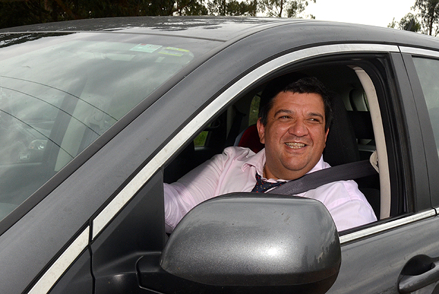 El Dr. Jorge Barrera, vicepresidente de la AUF,  llegando al Complejo Uruguay Celeste. 