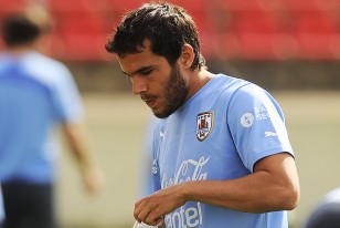 Alvaro González, esta mañana, cuando era confirmado titular para enfrentar a Inglaterra.