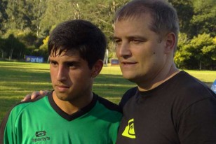 El Director Técnico y padrino de la iniciativa, Diego Aguirre, compartió la jornada junto a los jóvenes estudiantes. 