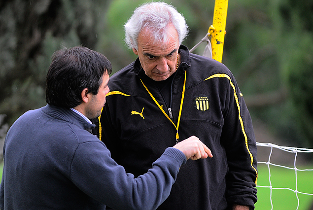 El Dr. Horacio Deccia y Jorge Fossati en Los Aromos. 