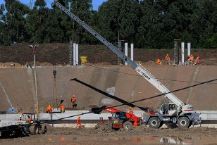 La imagen del trabajo en el Estadio de Peñarol, que llegó al 20% de avance de obra.