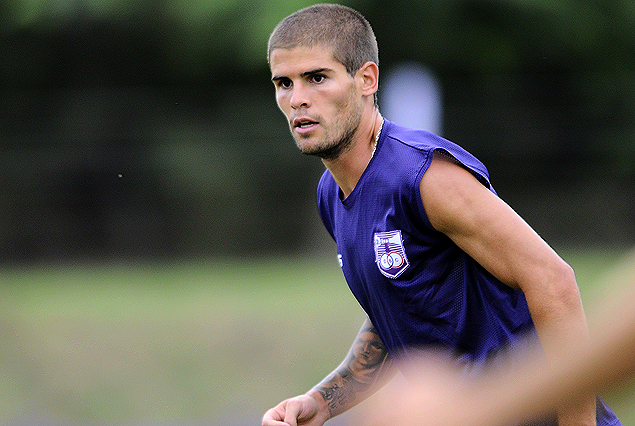 Federico Gino, será confirmado titular en el medio por Mauro Arambarri en la Sub 20.