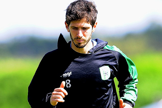 Ignacio Nicolini, seguirá jugando en los albiverdes. Igual, aún no firmó.