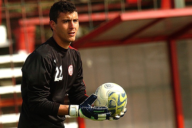 El arquero Guillermo Reyes, quedó habilitado para defender el arco del rojo.