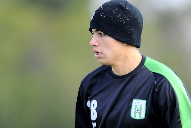 Sebastián Cardozo se perfila para ingresar a la zaga ante Fénix. 