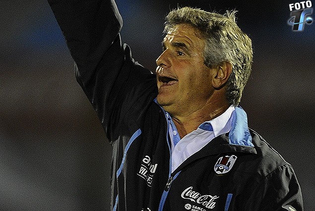 Celso Otero, asistente técnico de Uruguay. 