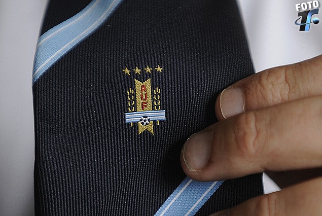 Selección Uruguay: ¿por qué tiene 4 estrellas en el escudo?