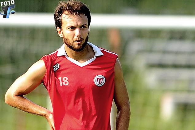 Claudio Herrera entrenó normal en River. 